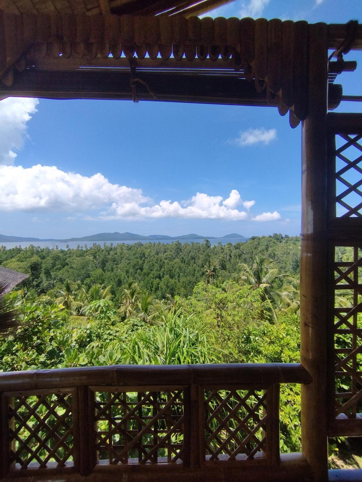 Ocean Green Eco Lodge Puerto Princesa Exterior photo
